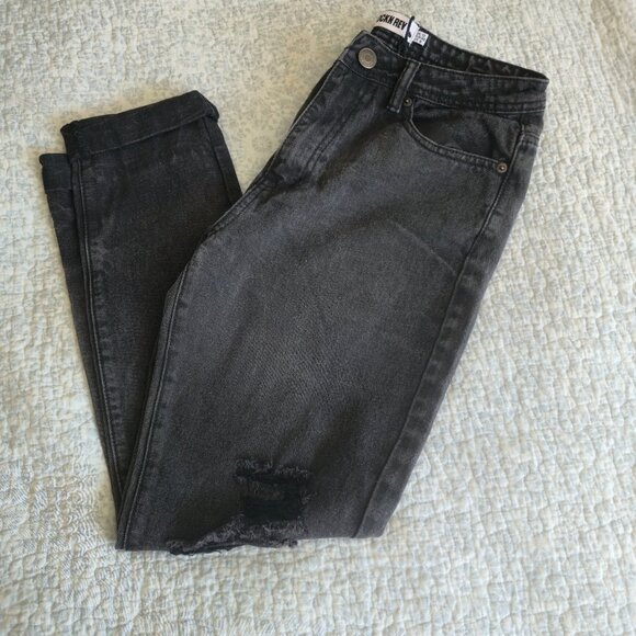 THE ROCKN REV Black Distressed Jeans, Size 8 - Picture 2 of 8